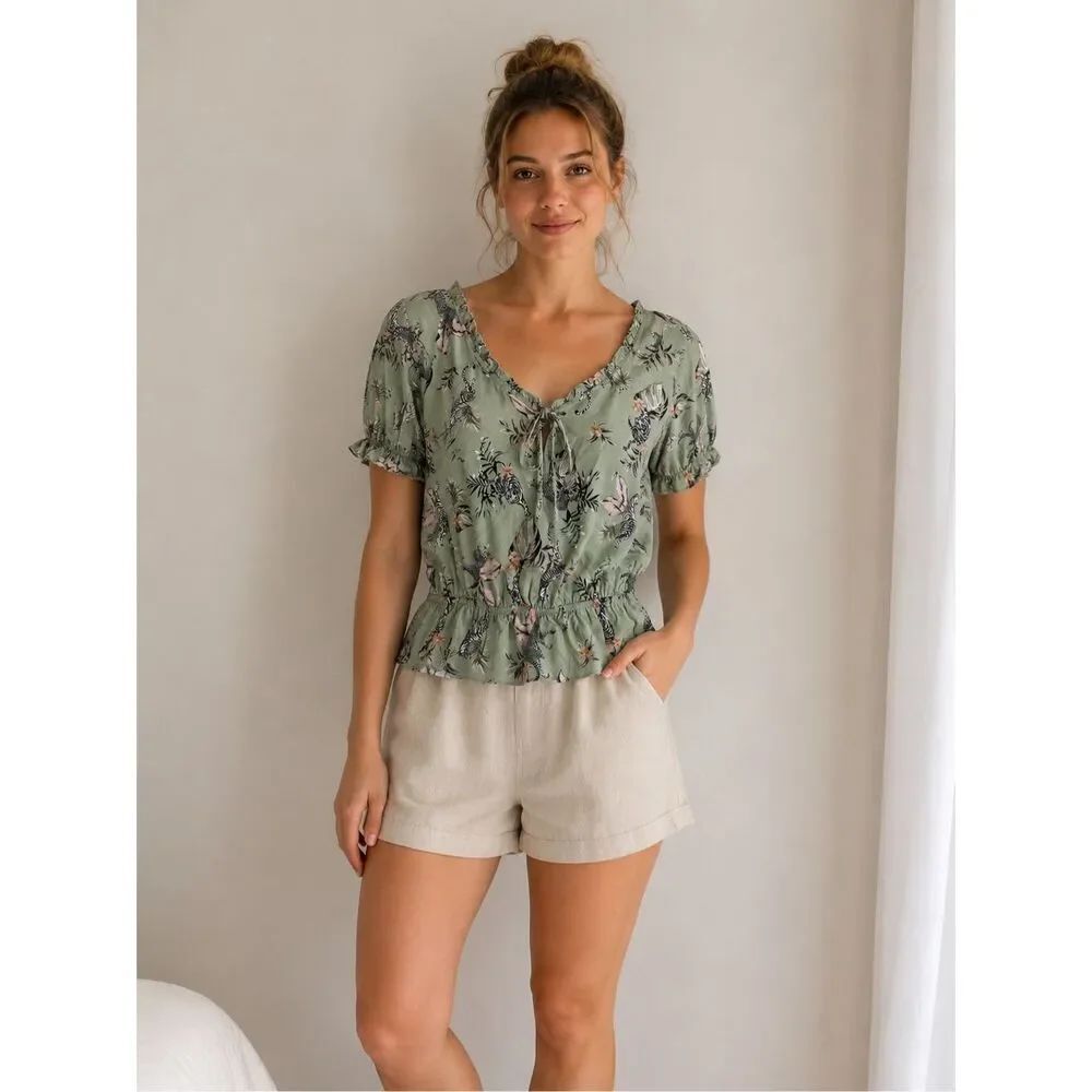 NWOT Tally Weijl Size S Sage Green Jungle Print Peplum Blouse Puff Sleeve Top